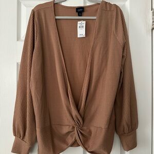 Buckle Women's Brown Twist Front Blouse